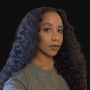 Shari Holly